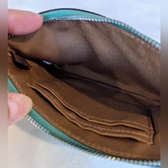 Coach Green Wristlet & Dust Bag - Picture 5 of 5